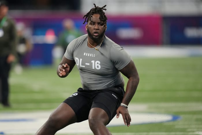 Feb 29, 2024; Indianapolis, IN, USA; Georgia defensive lineman Zion Logue (DL16) works out during the 2024 NFL Combine at Lucas Oil Stadium. Mandatory Credit: Kirby Lee-USA TODAY Sports